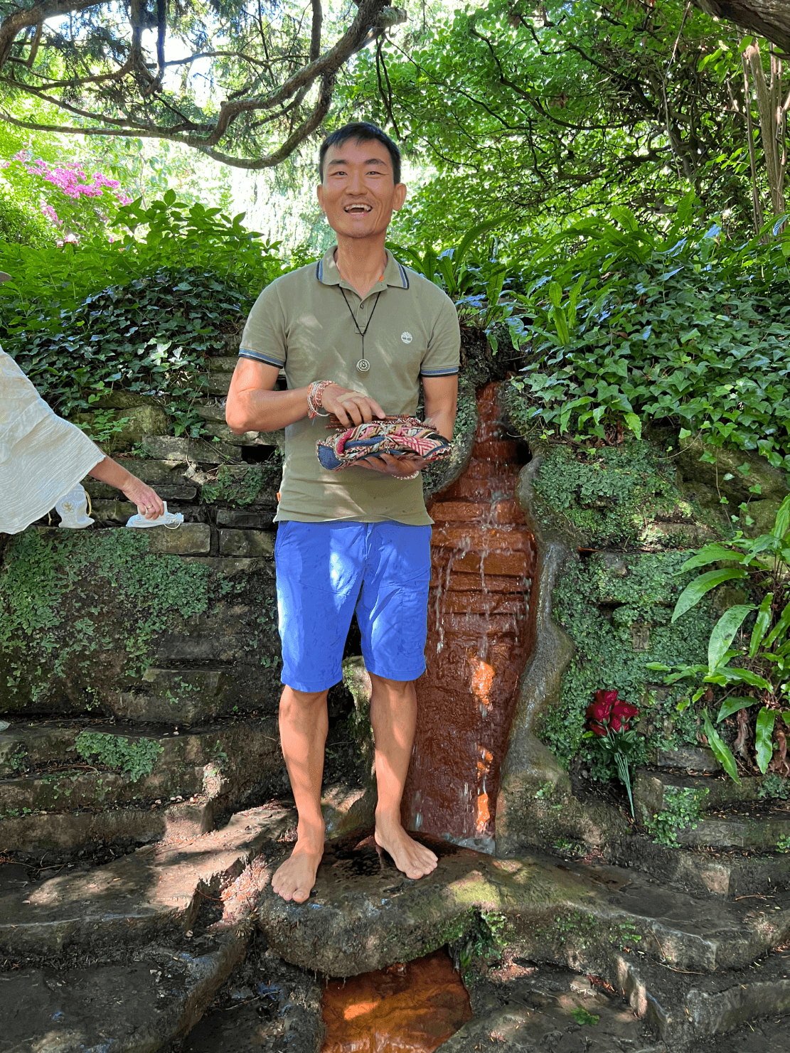 Chaomi Gong